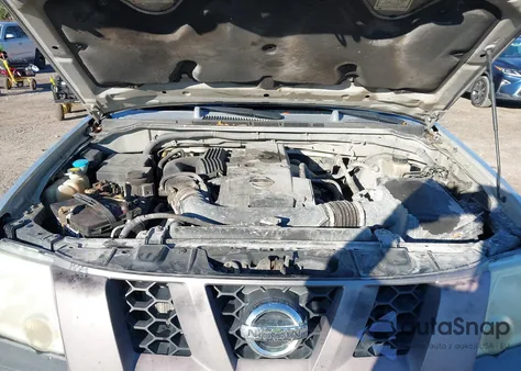 2005 Nissan Xterra S из США, поврежденный, VIN 5N1AN08U05C614447